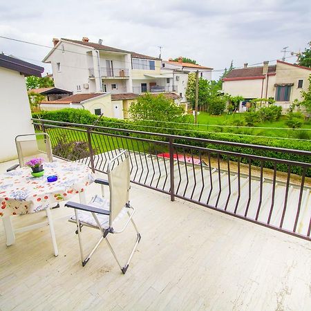 Pineta House Vidos Apartment Пореч Екстериор снимка