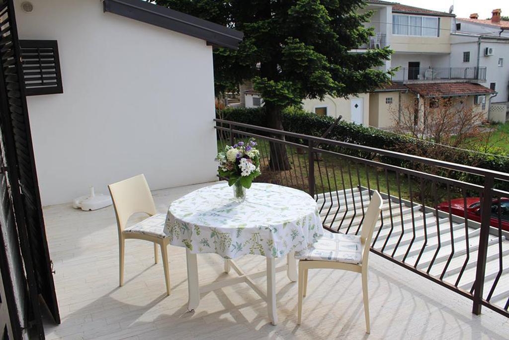 Pineta House Vidos Apartment Пореч Стая снимка