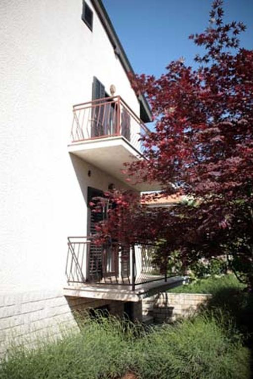 Pineta House Vidos Apartment Пореч Екстериор снимка