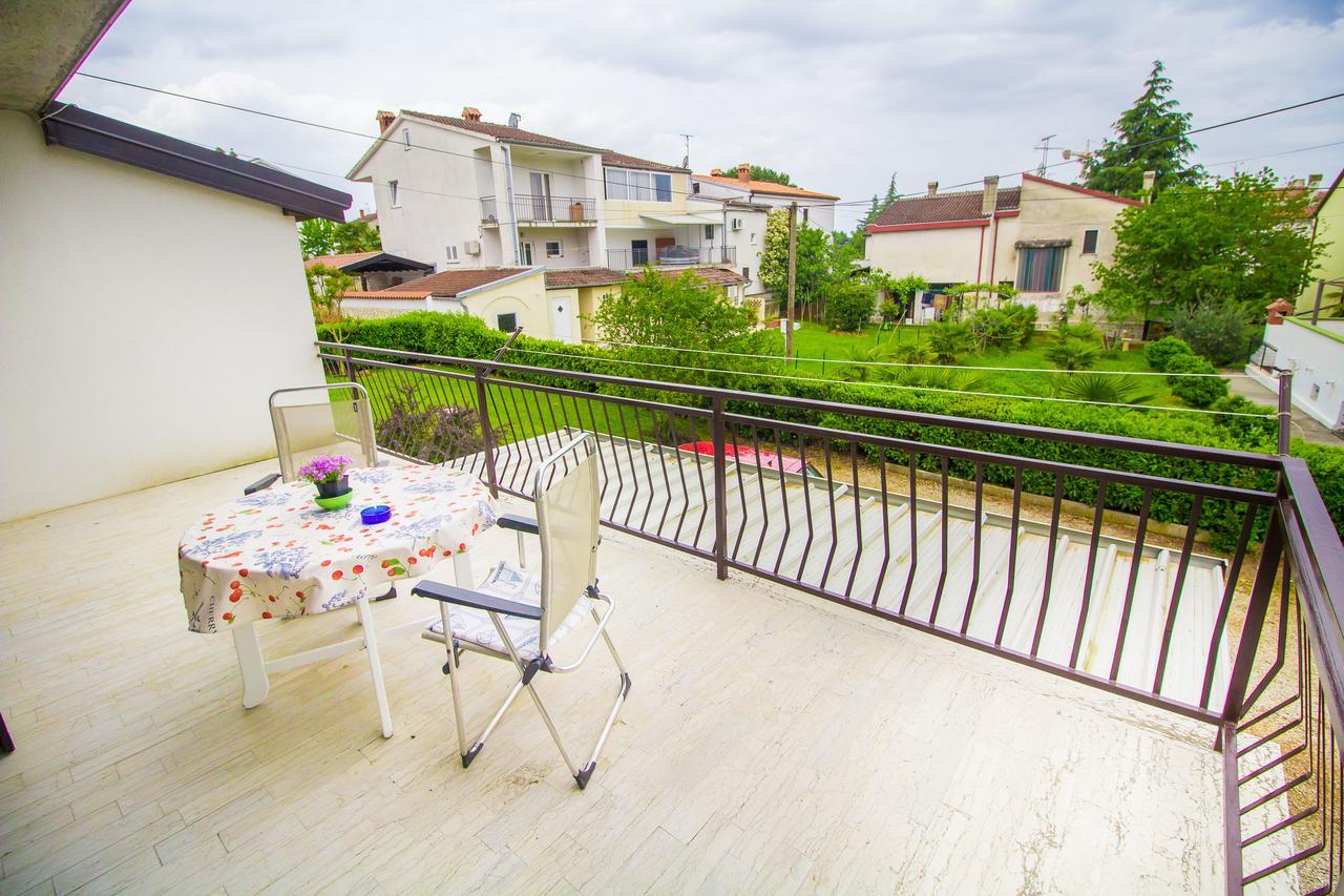 Pineta House Vidos Apartment Пореч Екстериор снимка