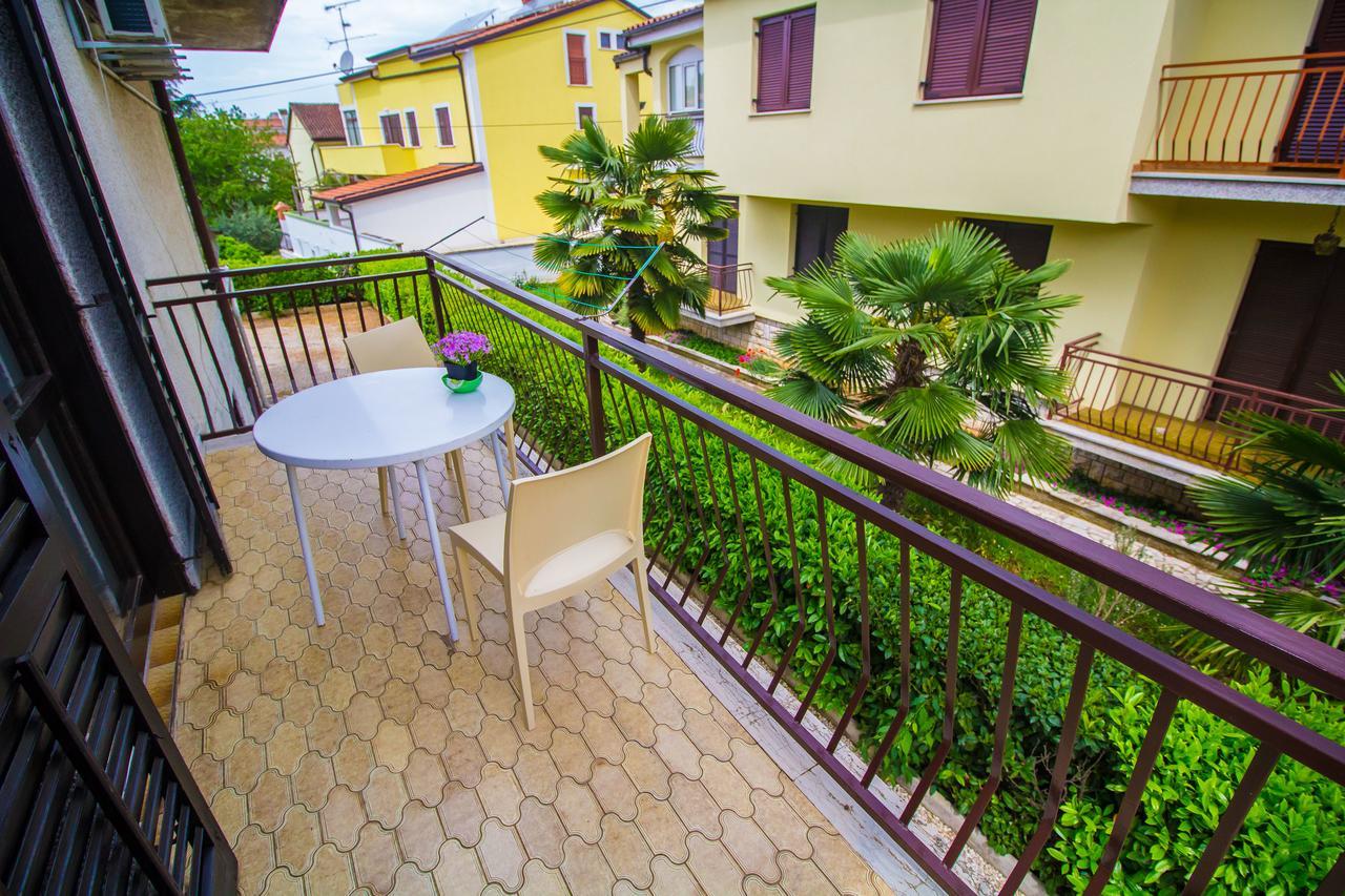 Pineta House Vidos Apartment Пореч Екстериор снимка