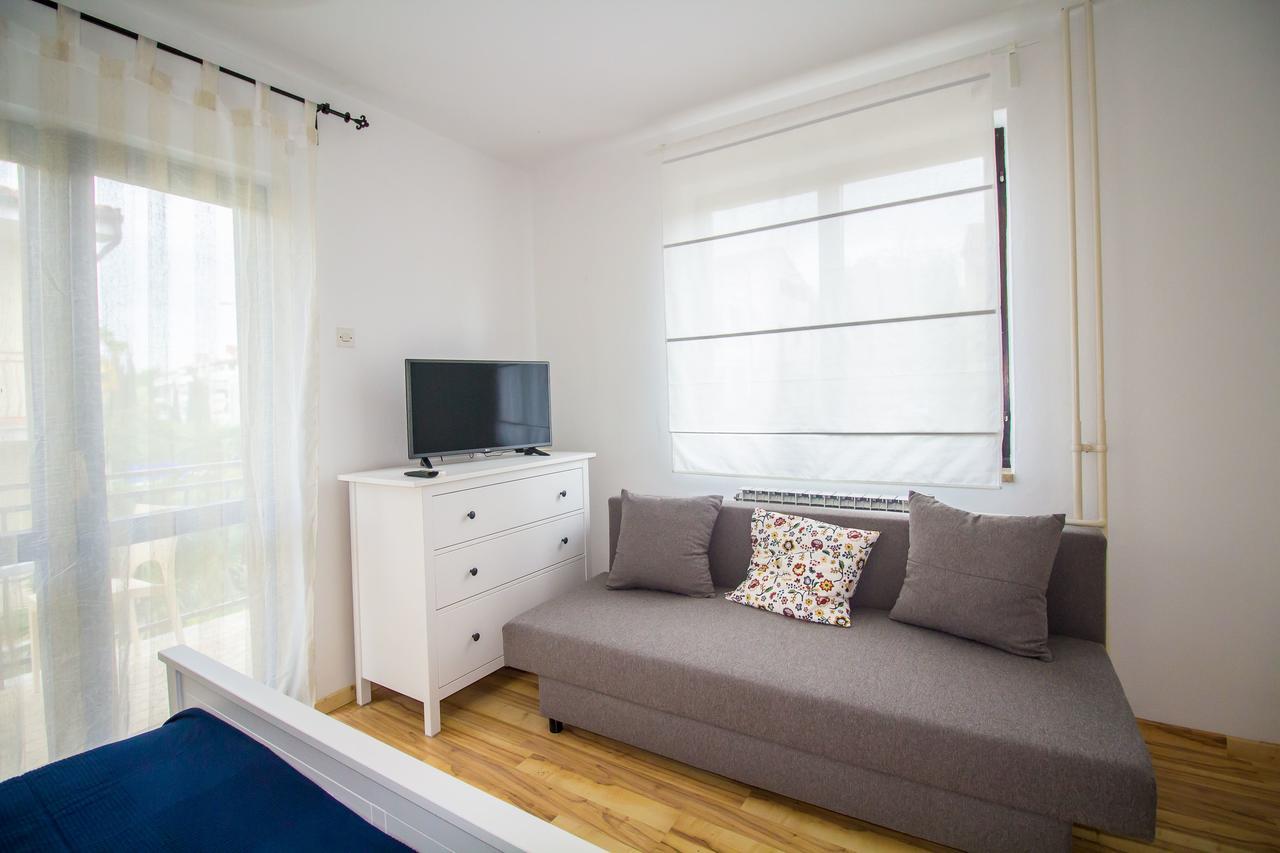 Pineta House Vidos Apartment Пореч Екстериор снимка