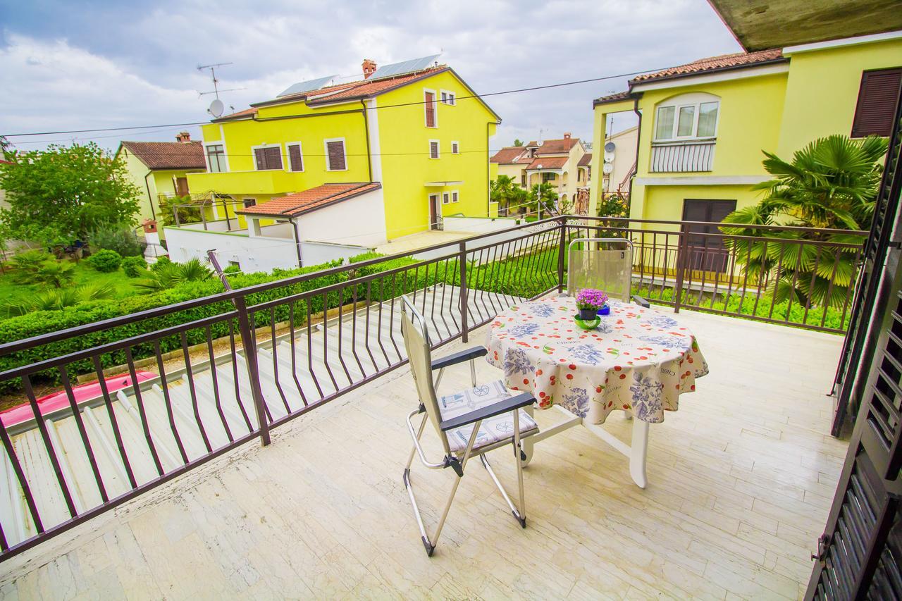 Pineta House Vidos Apartment Пореч Екстериор снимка